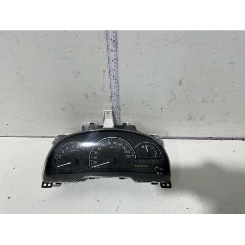 Toyota Avensis Instrument Cluster ACM21 12/2001-12/2010