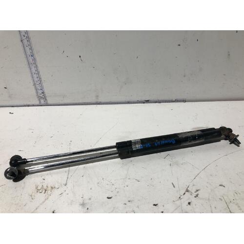 Toyota Prado Bonnet Struts GRJ120 02/2003-10/2009