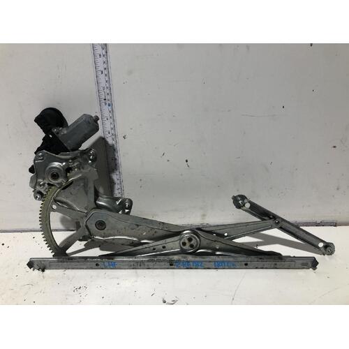 Toyota Corolla Left Front Window Regulator ZRE182 01/2014-06/2018