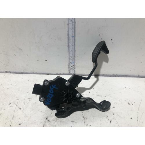 Toyota Prius C Accelerator Pedal NHP10 12/2011-03/2020