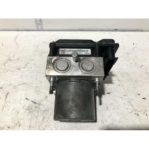 Holden COMMODORE ABS Pump VZ 08/04-09/07 SV6 P/N 0265900322