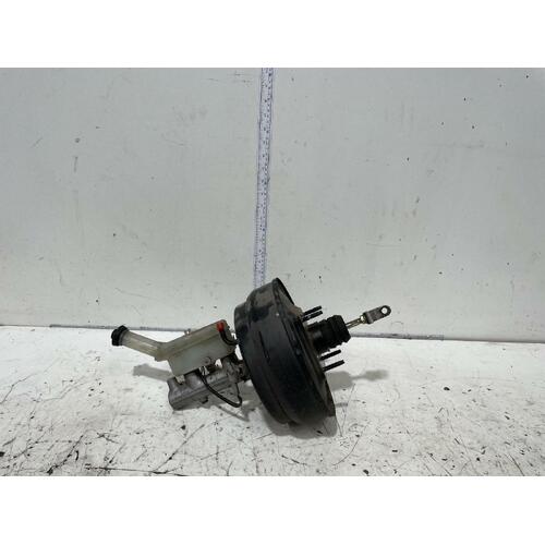 Toyota Tarago Brake Booster with Master Cylinder TCR10 09/1990-05/2000