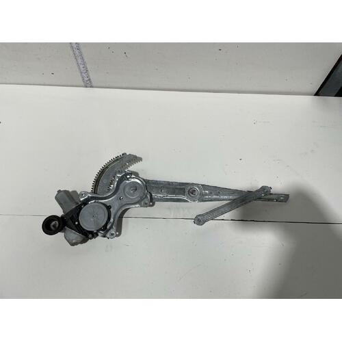 Toyota Kluger RIght Front Window Regulator GSU55 03/2014-02/2021