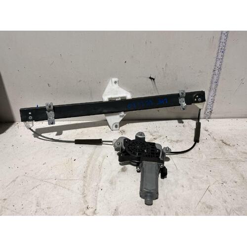 Ssangyong STAVIC Left Front Window Reg/Motor A100  06/13-01/16