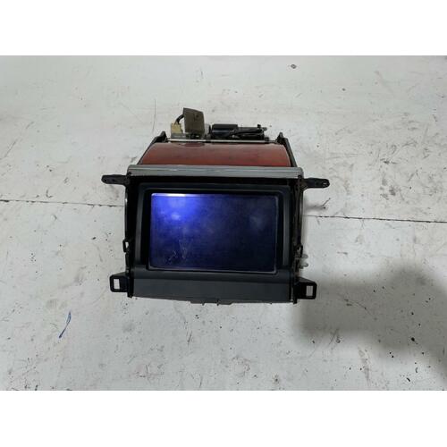 Lexus SC430 Navigation / Multi-Function Display Unit UZZ40 10/2001-08/2010