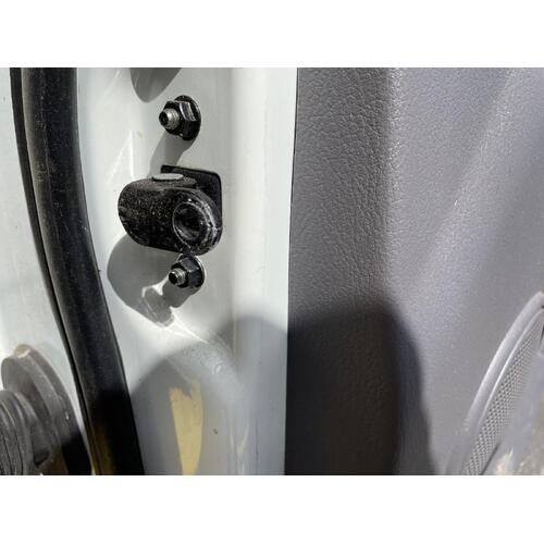 Ssangyong Stavic Right Front Check Strap A100 06/2013-01/2016