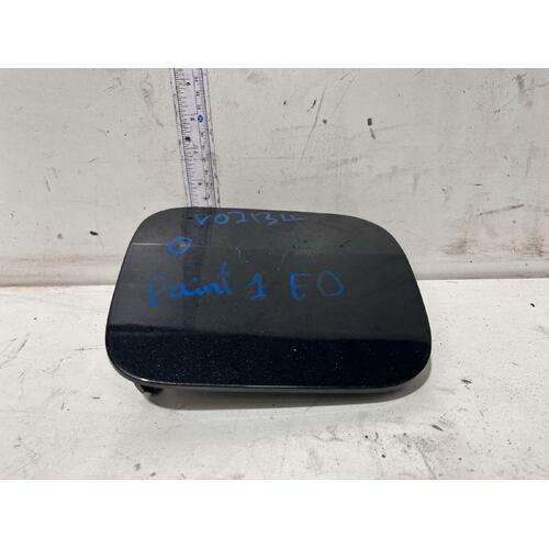 Lexus RX330 Fuel Door MCU38 01/2003-02/2009