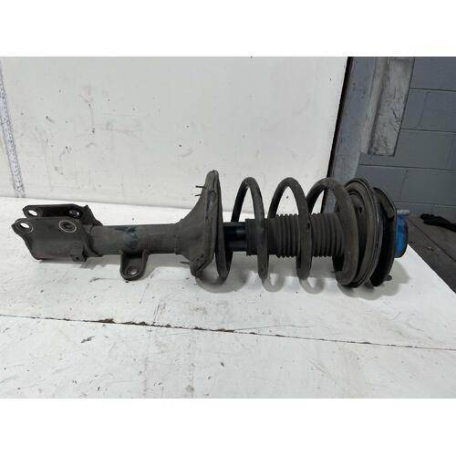 Hyundai Tucson Left Front Strut 08/2004-01/2010