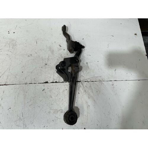 Lexus IS200 Right Front Lower Control Arm GXE10 01/1998-10/2005