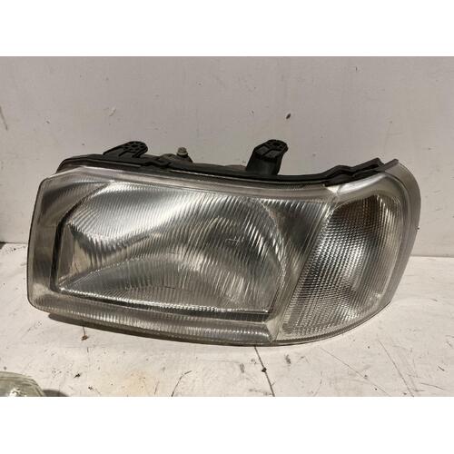 Land Rover FREELANDER Left Headlight 10/00-02/04