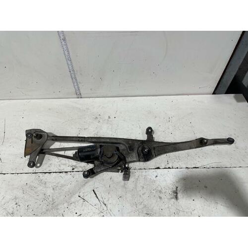 Lexus RX330 Front Wiper Assembly MCU38 04/2003-11/2005