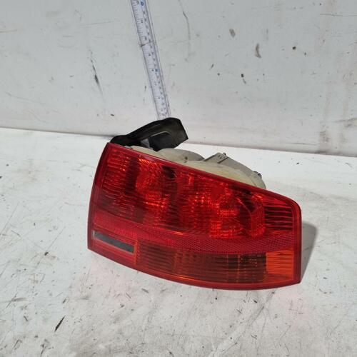 Audi A4 Right Tail Light CVT B7 08/04-06/08