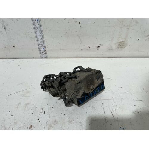 Toyota Hilux Spare Wheel Winch KUN16 03/2005-08/2015