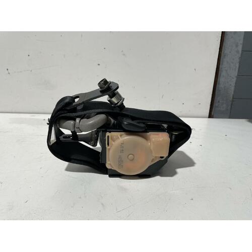 Subaru Impreza Left Front Seatbelt G2 11/2002-04/2007