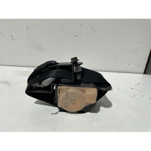 Subaru Impreza Right Front Seatbelt G2 11/2002-04/2007