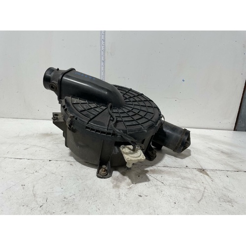 Toyota Landcruiser Air Cleaner Box FZJ105 01/1998-10/2002