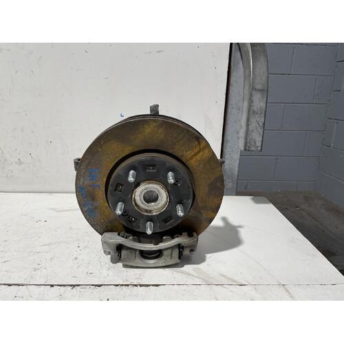 Hyundai i30 Left Front Hub Assembly PD 03/2017-03/2021