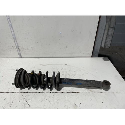 Lexus GS300 Left Front Strut 48520-30210 GRS190 03/2005-12/2011