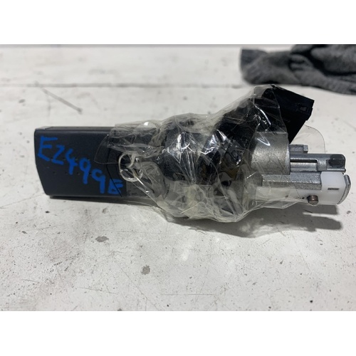 Mazda 3 Ignition Barrel and Key Petrol Manual BL 04/2009-10/2013