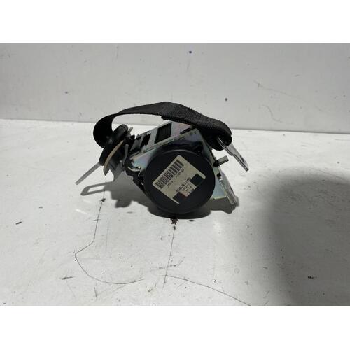 BMW 3 Series Centre Rear Seatbelt E90 03/2005-01/2012
