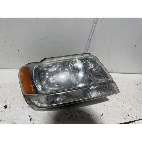 Jeep Grand Cherokee Right Head Light WG 11/2003-06/2005