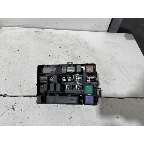 Lexus SC430 Fuse Box UZZ40 10/2001-08/2010