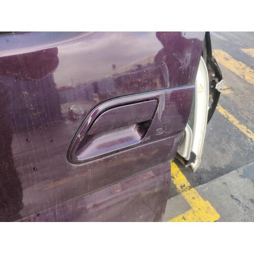 Nissan Elgrand Left Front Outer Door Handle E51 05/2002-12/2010