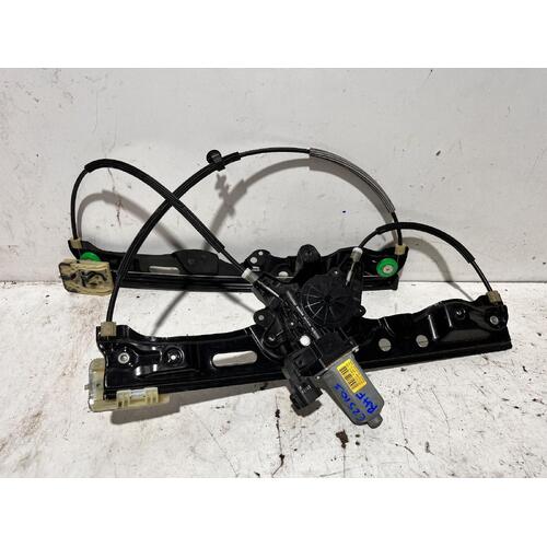 Ford EVEREST Right Front Window Reg/Motor UA 07/15-2022