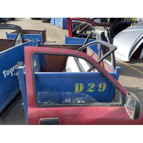 Toyota 4 Runner Right Front Door Glass RN130 10/1989-06/1996