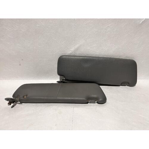 Toyota 4 RUNNER Sun Visor VZN130 Pair 10/89-06/96