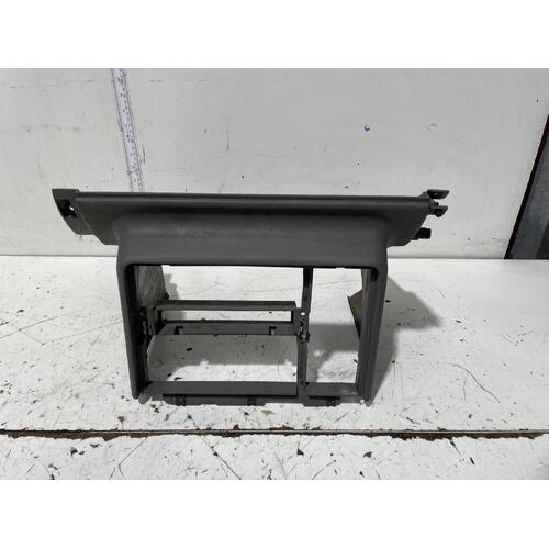 Holden Statesman Head Unit / Heater Controls Fascia VR 03/1994-03/1995