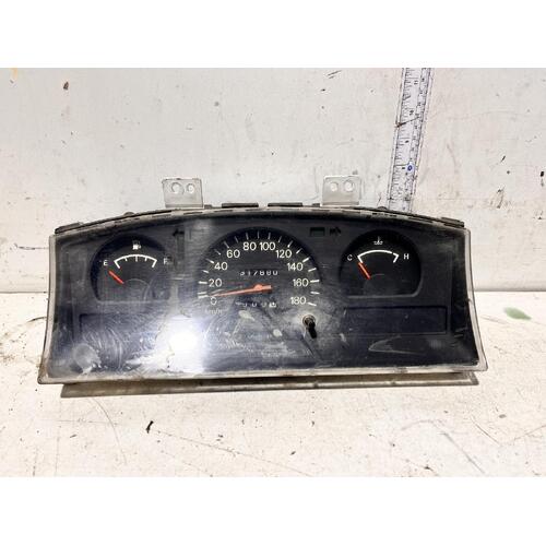 Mitsubishi L300 Instrument Cluster L400 WA WALK THRU 10/94-