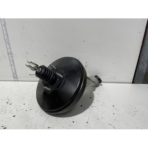 Nissan Dualis Brake Booster with Master Cylinder J10 10/2007-05/2014