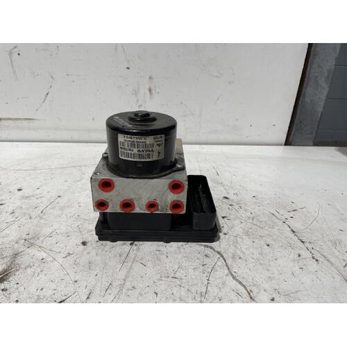 Volvo XC90 ABS Pump / Module 07/2003-12/2014