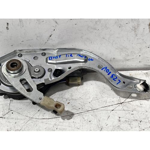 Mercedes C CLASS Bootlid Motor W205 Sedan 08/14-07/18