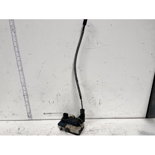 Volvo XC90 Right Front Lock Mechanism 07/03-12/14