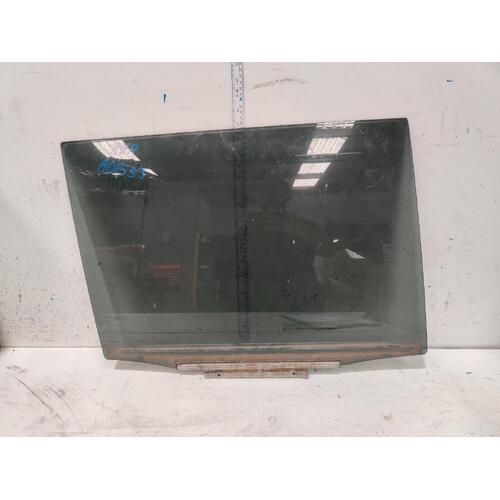 Toyota Kluger Window Glass Right Rear Door GSU45 05/2007-02/2014
