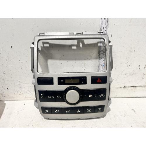 Toyota AVENSIS Heater & A/C Controls ACM20 12/01-12/10