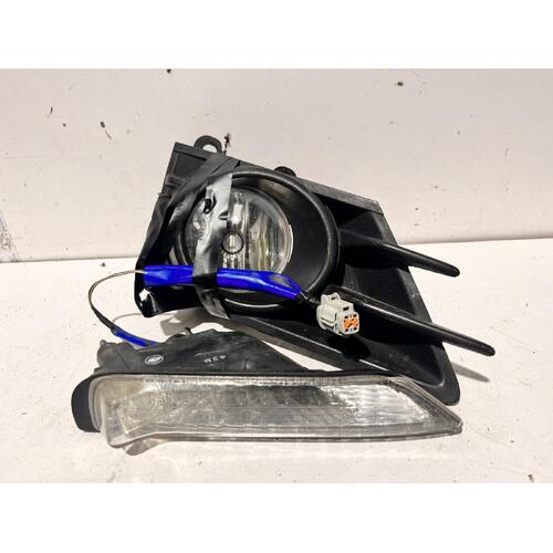 Subaru BRZ Bumper Fog Lamp & Driving Light Z1 Right Side 07/12-09/16