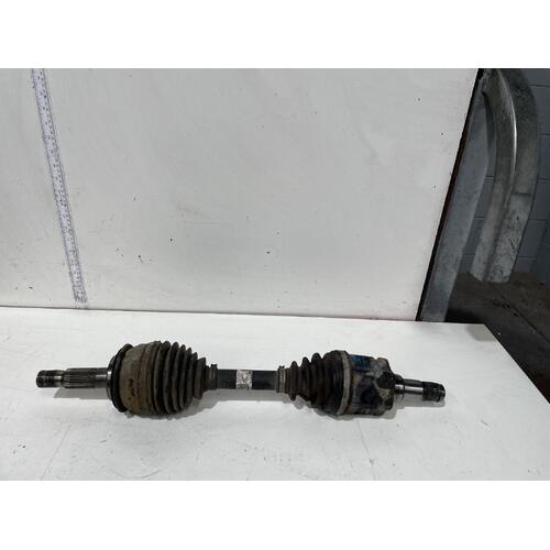 Toyota Hilux Right Front Drive Shaft KUN26 03/2005-08/2015