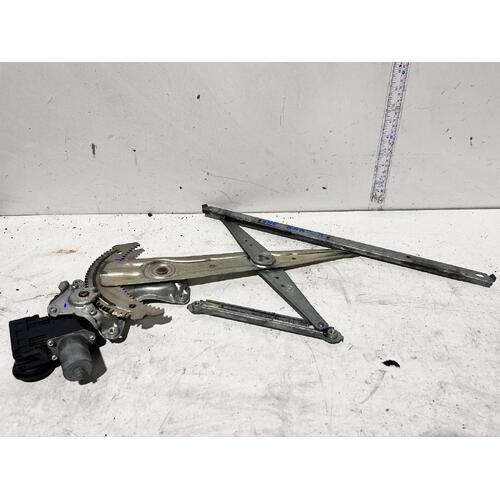 Toyota Hilux Right Front Window Regulator GUN136 09/2015-Current