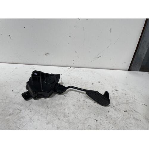 Toyota PRIUS Pedal NHP10 Accelerator 12/11-03/20 