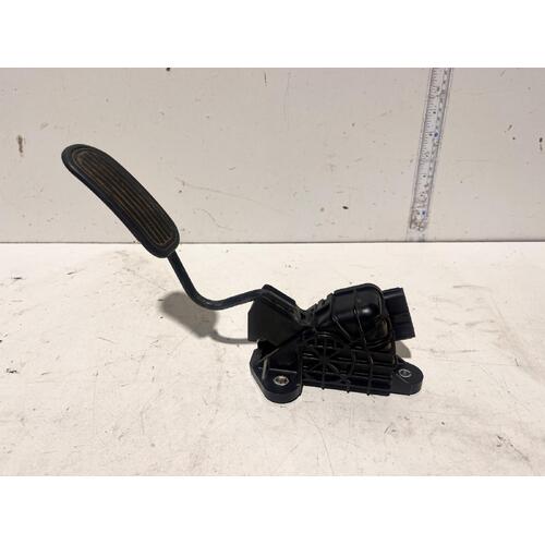 Lexus RX350 Pedal GSU35 Accelerator Pedal 01/03-02/09