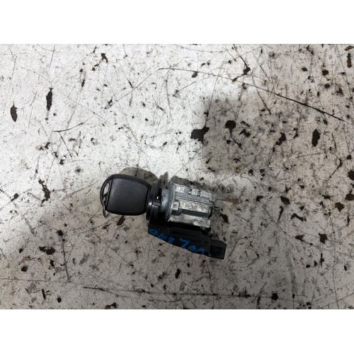 Toyota Celica Ignition Barrel with Key ZZT231 11/1999-10/2005