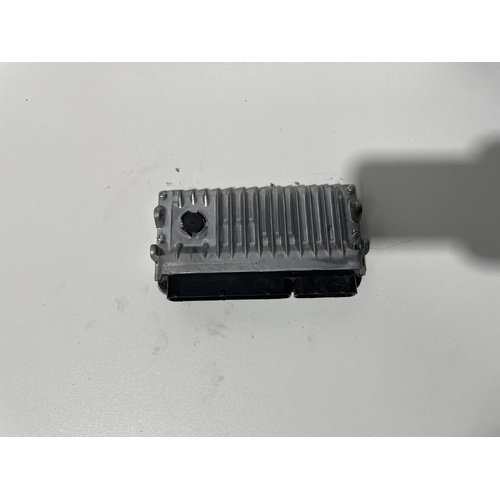 Lexus IS300h ECU AVE30 04/2013-Actual