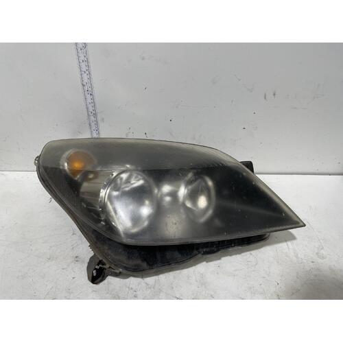 Holden Astra Right Head Light AH 10/2004-08/2009