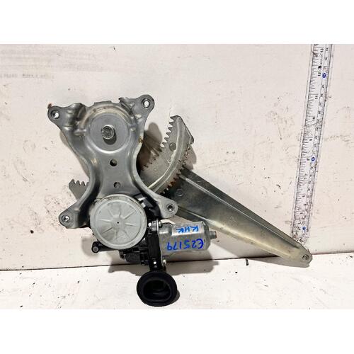 Toyota Corolla Right Rear Window Regulator ZRE182 10/2012-06/2018