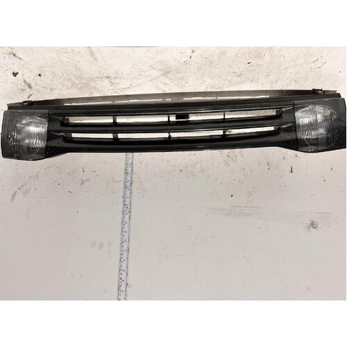 Toyota ESTIMA Grille CXR11 91-94 IMPORT