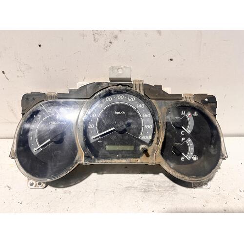 Toyota HILUX Instrument Cluster KUN16 Manual 3.0 Diesel 07/11-10/13 SR