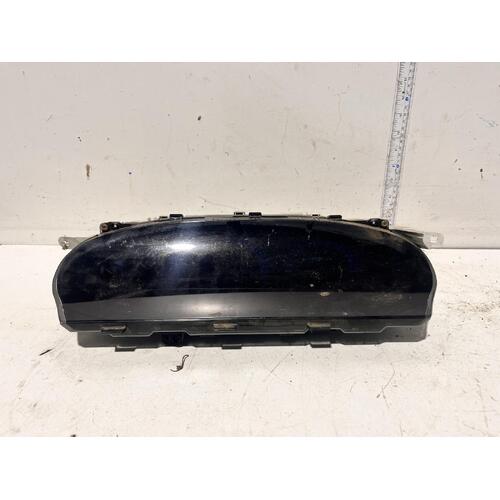 Toyota ESTIMA Instrument Cluster MCR30 00-06